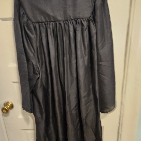 Judges Robe Halloween Costume - Picture 4 of 4